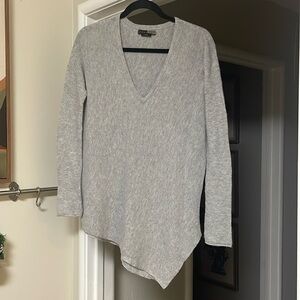 Alice + Olivia Black Asymmetrical V Neck Wool Blend Knit Oversized Sweater GUC